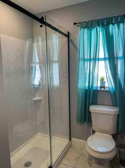 Hébergement de vacances House Of Manatees-entire House With Yard, Fire Pit, Dog Friendly Crystal River