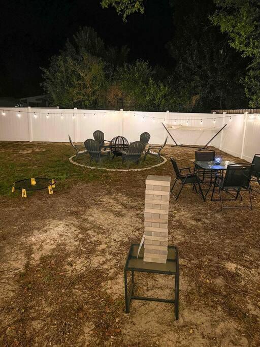 House Of Manatees-entire House With Yard, Fire Pit, Dog Friendly * Crystal River
